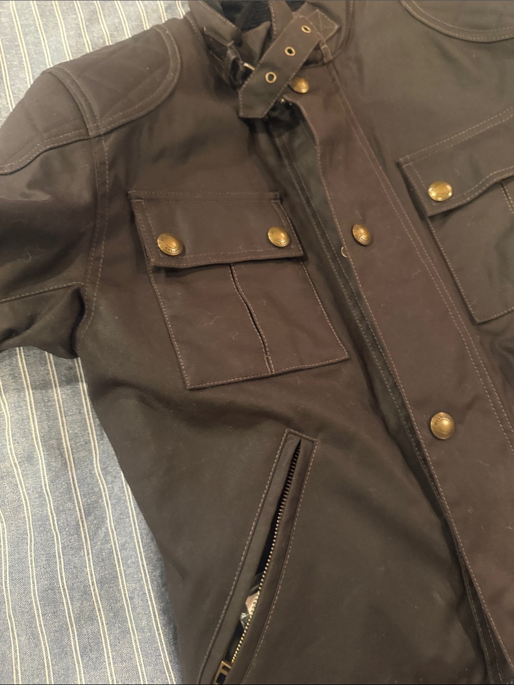 Belstaff Brooklands 2.0 Waxed Motorcycle Jacket, a classic short-style blouson - Picture 11 of 16